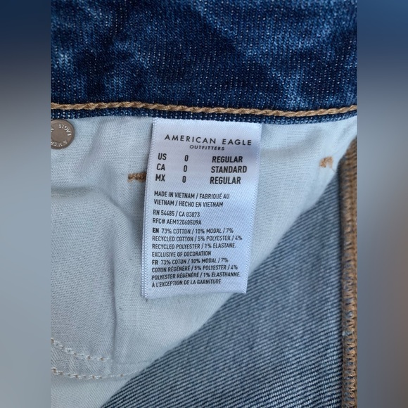 American Eagle Outfitters Tomgirl Jeans - Picture 2 of 4